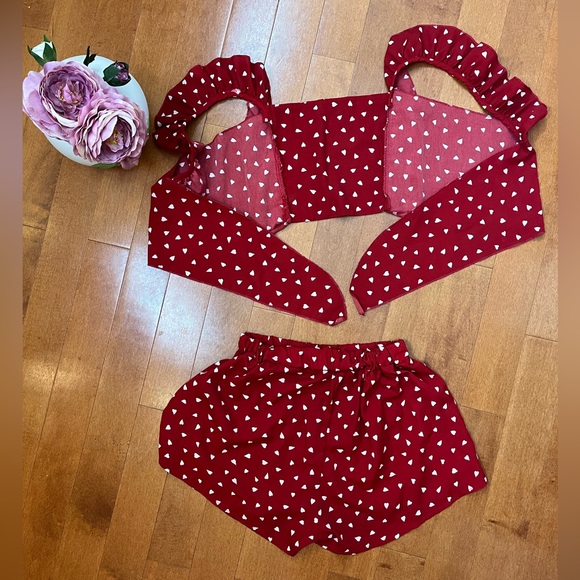 Heart Pattern Two Piece Set! - Picture 2 of 3